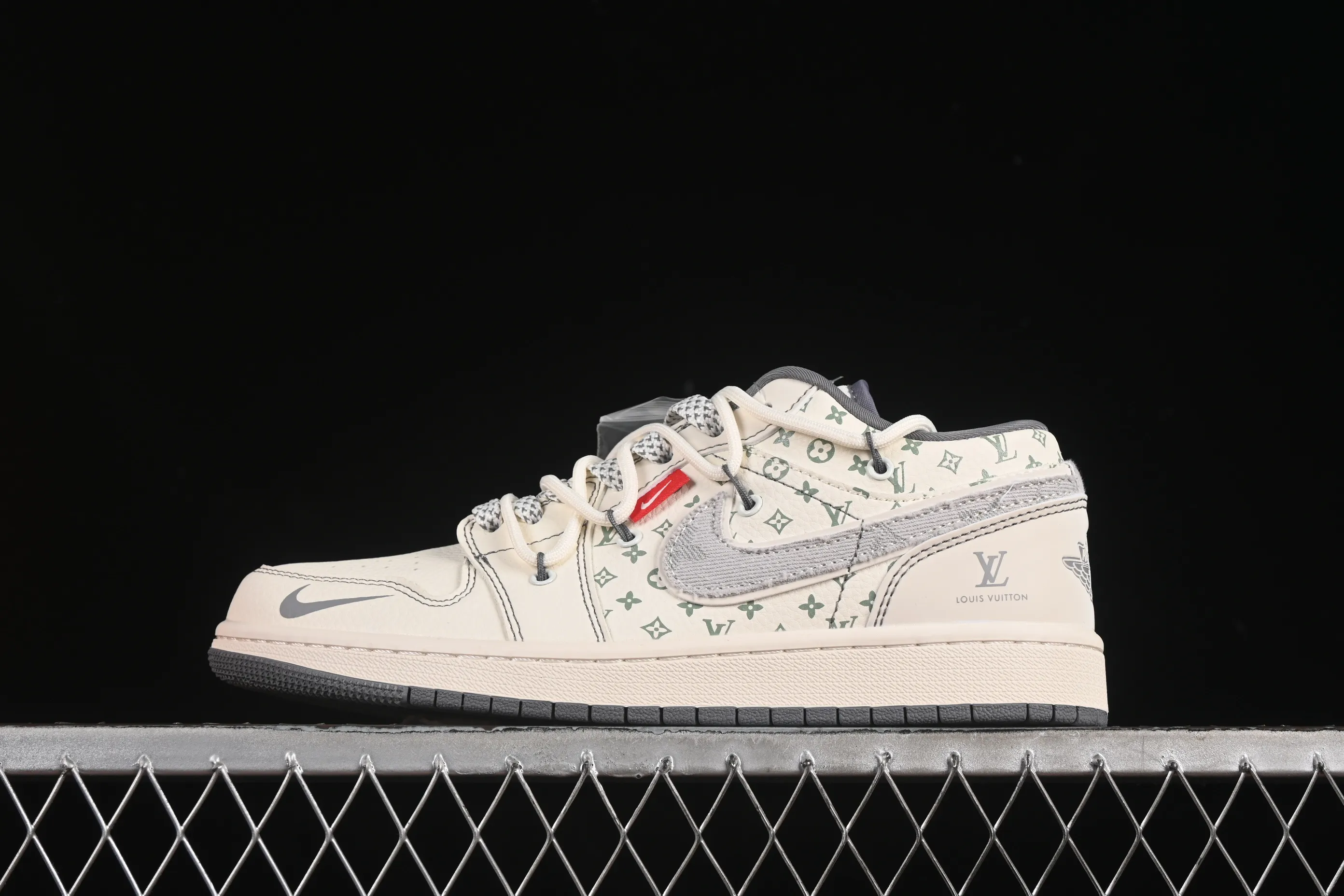 All categories Air Jordan Jordan series basketball shoes Air Jordan 1 Low High-end customized low-top sneakers Air Jordan 1 Low AJ1 Joe 1 LV joint gray cloth hook drawstring High-end customized low-top retro basketball shoes YX5066-357
